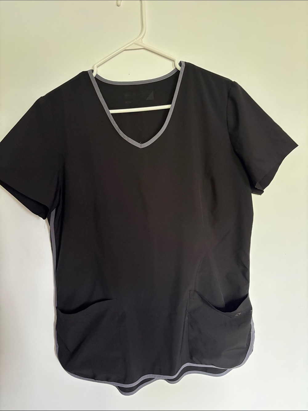 Black V-Neck Short Sleeve Women's Top with Contrast Trim